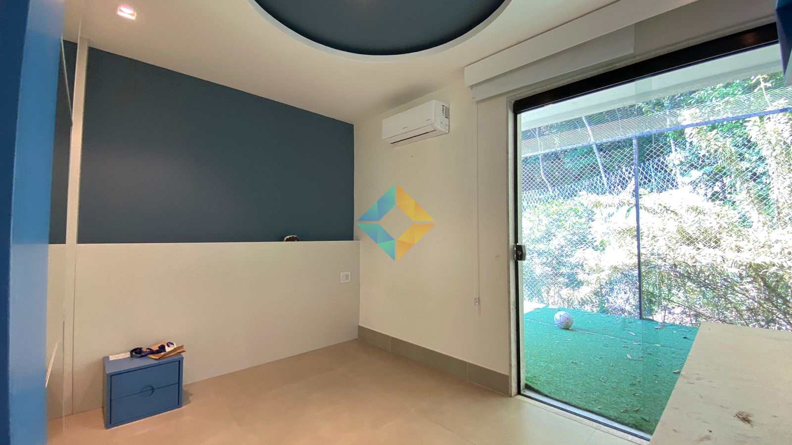 Casa à venda com 4 quartos, 350m² - Foto 18