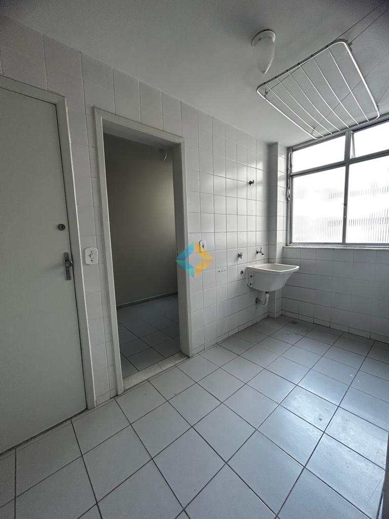 Apartamento à venda com 4 quartos, 170m² - Foto 6