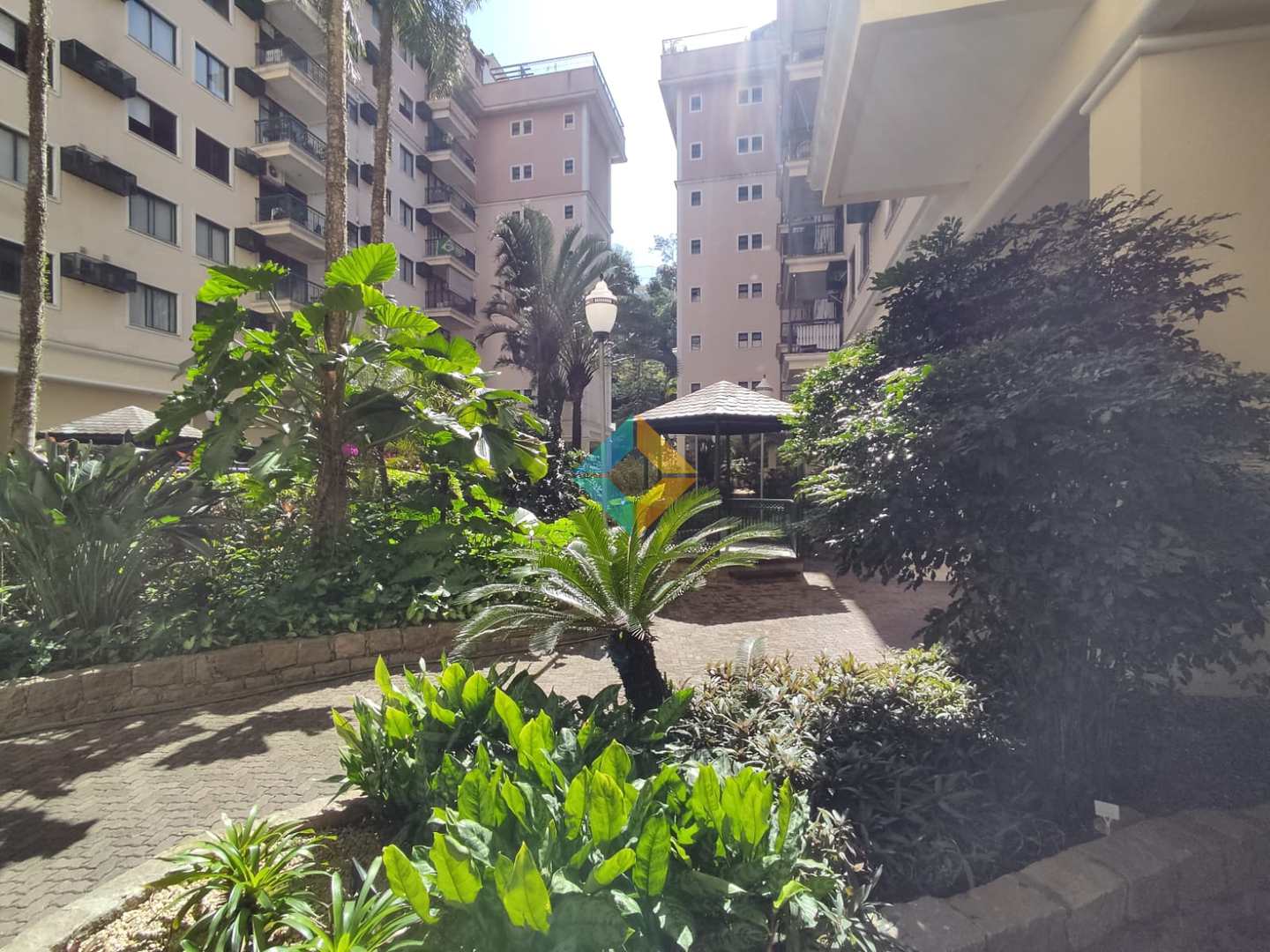 Apartamento à venda com 3 quartos, 149m² - Foto 23