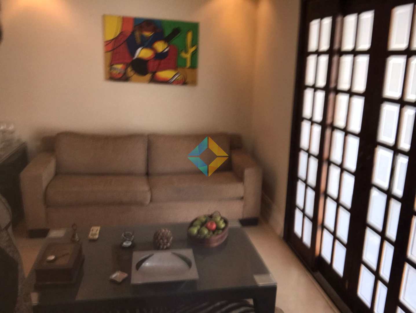 Casa para alugar com 2 quartos, 180m² - Foto 4