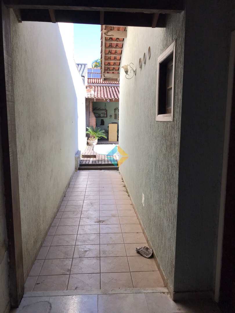 Casa para alugar com 2 quartos, 180m² - Foto 25