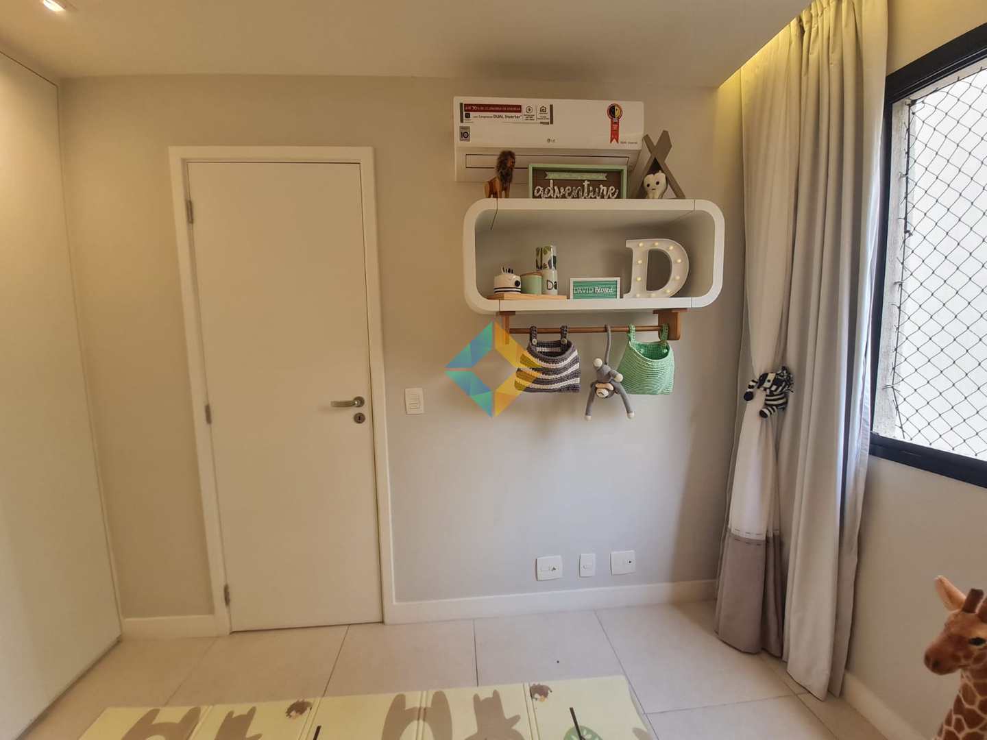 Apartamento à venda com 3 quartos, 94m² - Foto 18