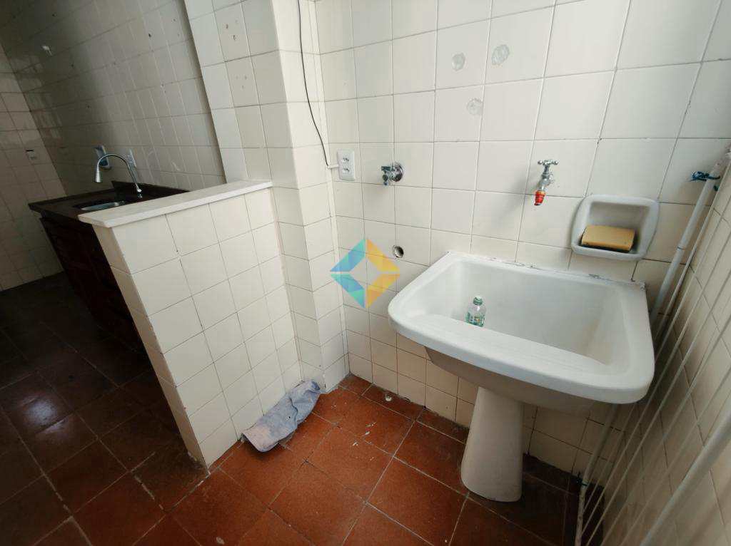 Apartamento à venda com 1 quarto, 57m² - Foto 12