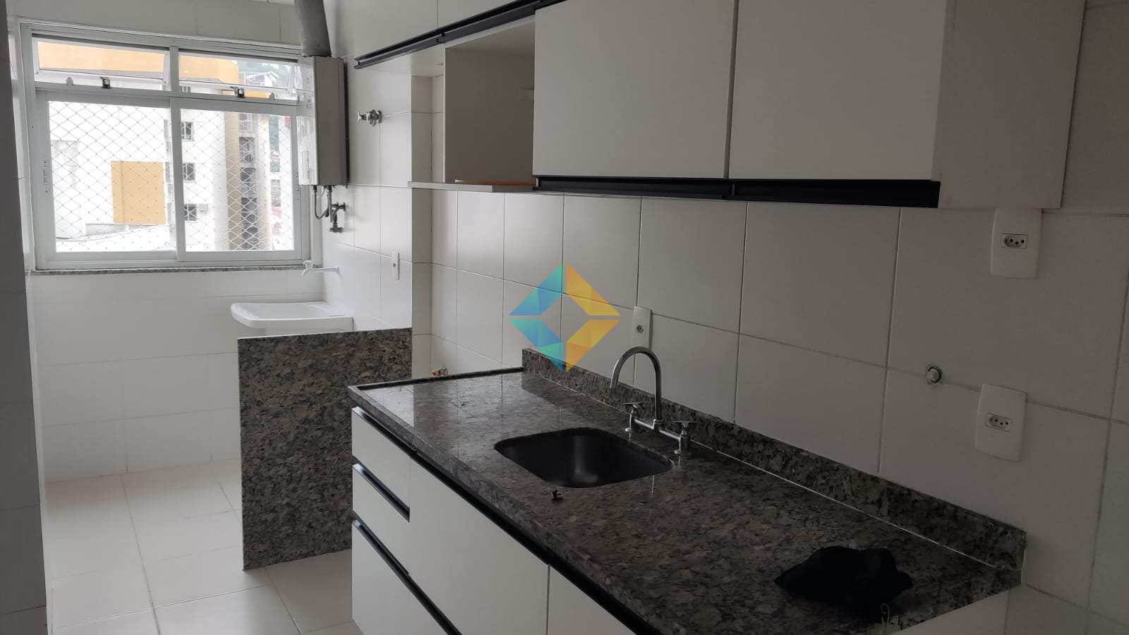 Apartamento à venda com 3 quartos, 90m² - Foto 15