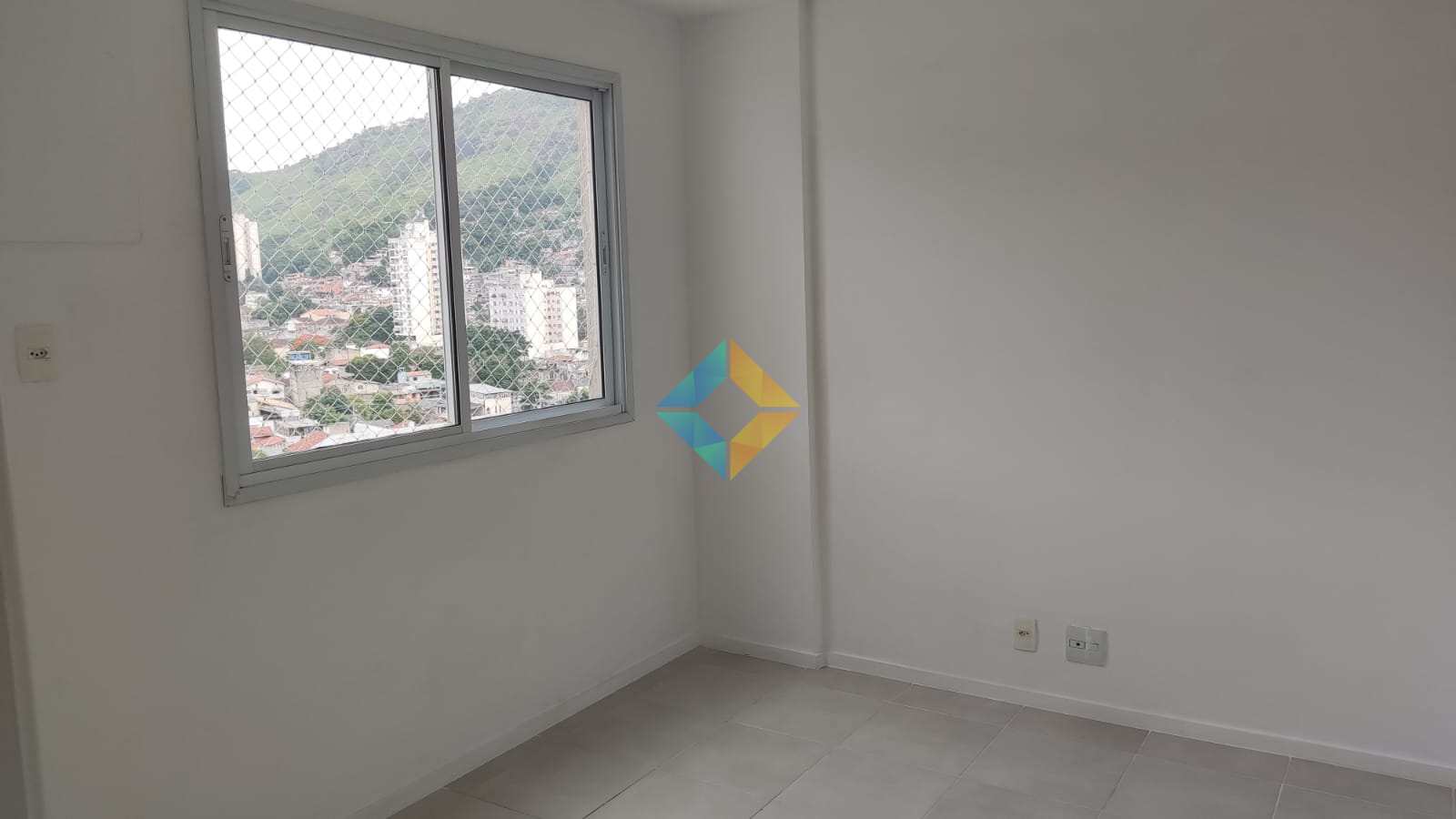 Apartamento à venda com 3 quartos, 90m² - Foto 9