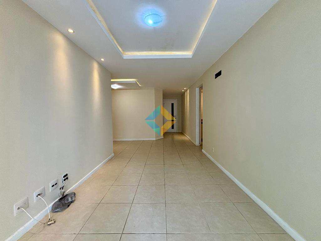 Apartamento à venda com 2 quartos, 80m² - Foto 4