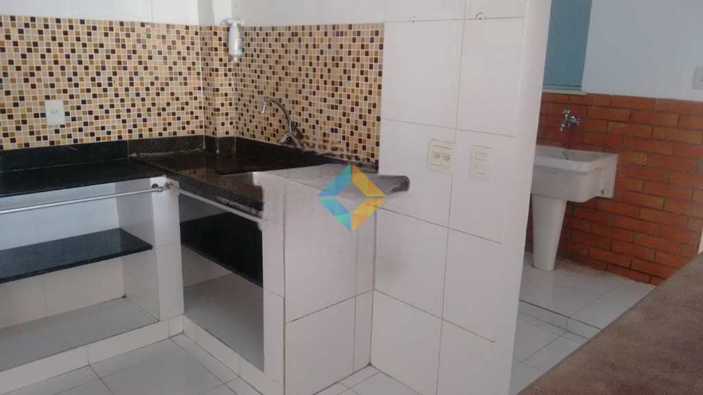 Apartamento à venda com 2 quartos, 80m² - Foto 7