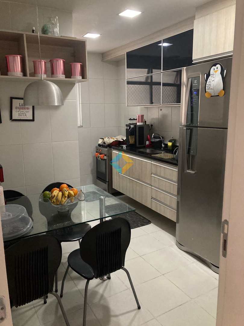 Apartamento à venda com 3 quartos, 81m² - Foto 7