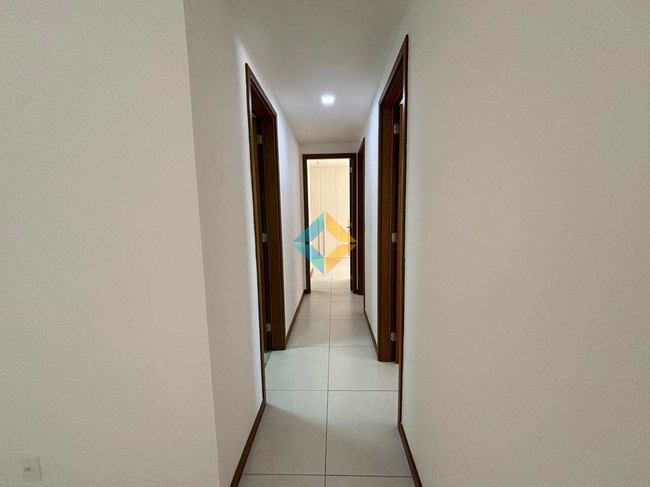 Apartamento à venda com 3 quartos, 98m² - Foto 12