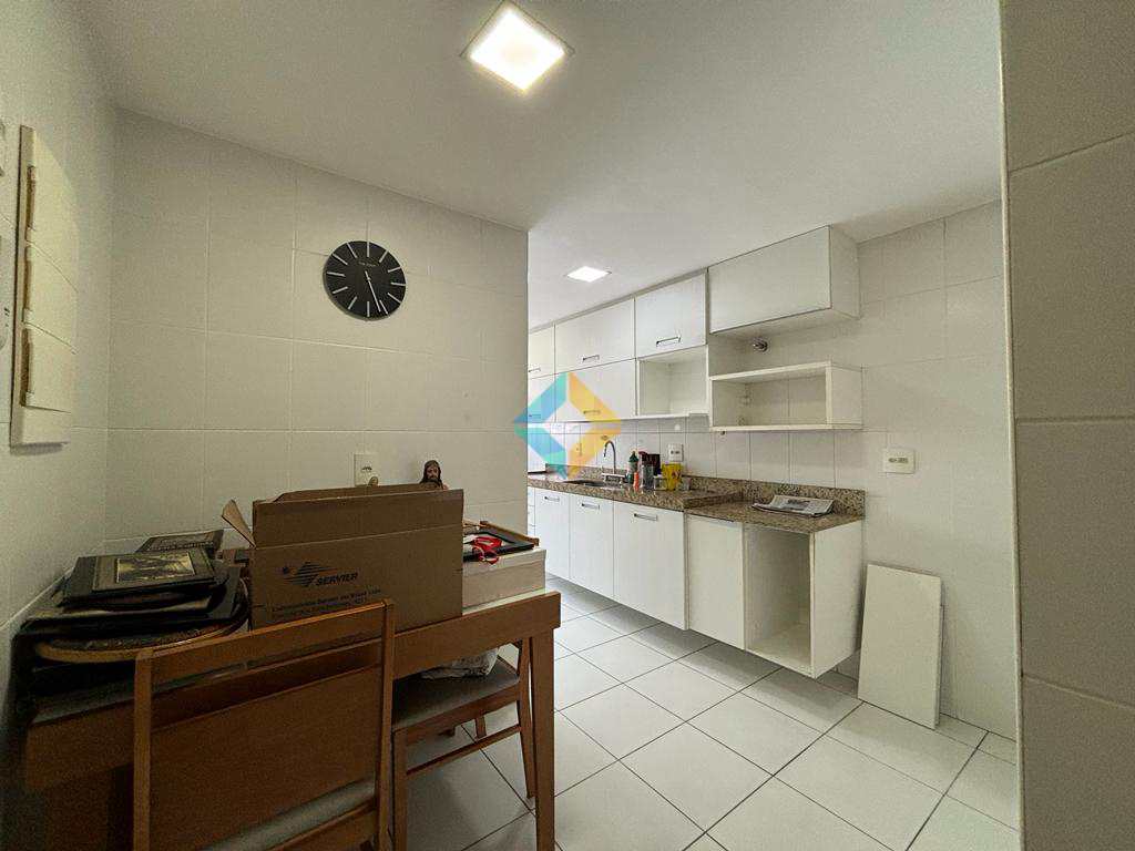 Apartamento à venda com 3 quartos, 130m² - Foto 29