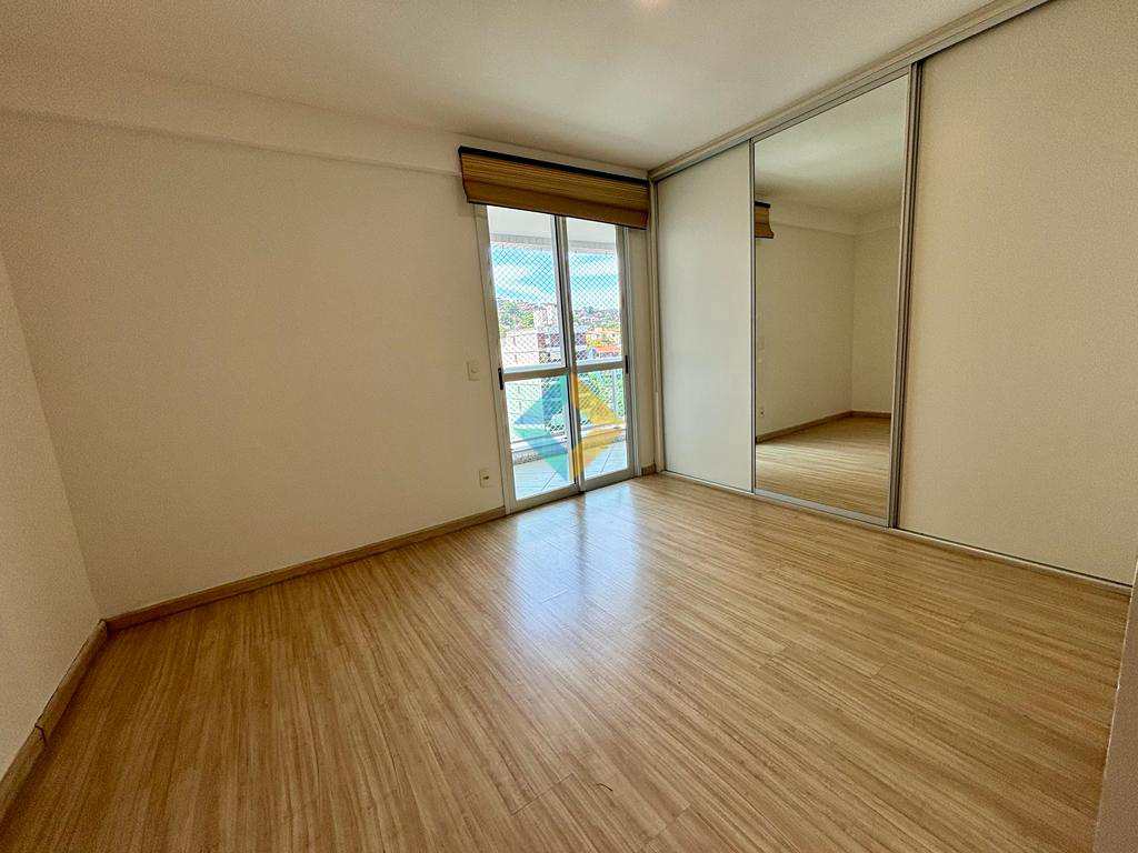 Apartamento à venda com 3 quartos, 130m² - Foto 22