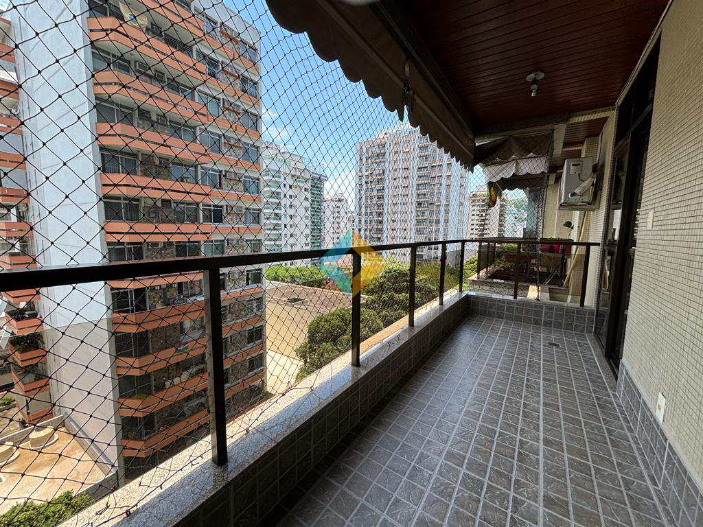 Apartamento à venda com 3 quartos, 150m² - Foto 12