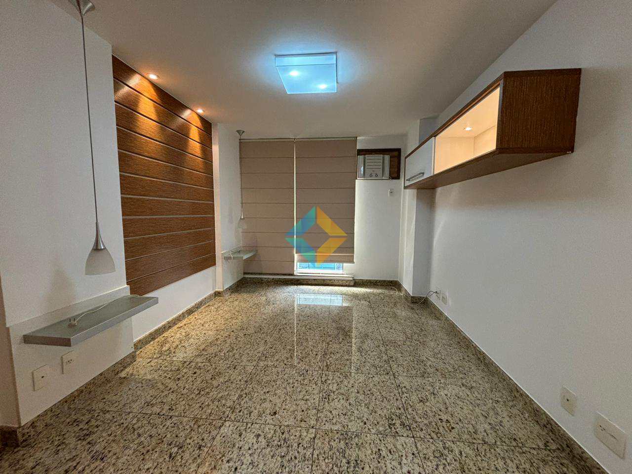 Apartamento à venda com 4 quartos, 135m² - Foto 13