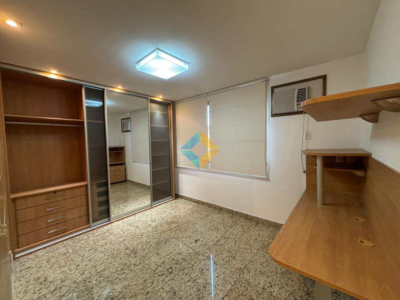 Apartamento à venda com 4 quartos, 135m² - Foto 15