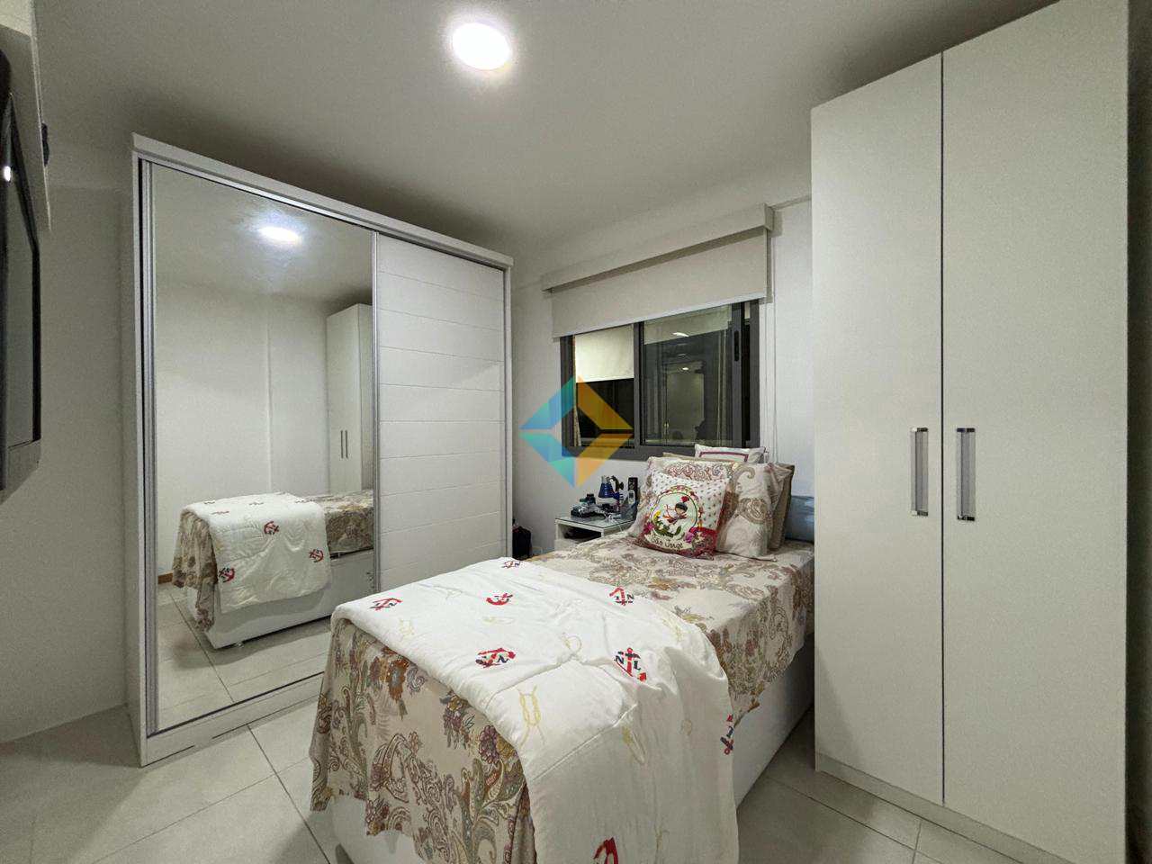 Apartamento à venda com 3 quartos, 97m² - Foto 17