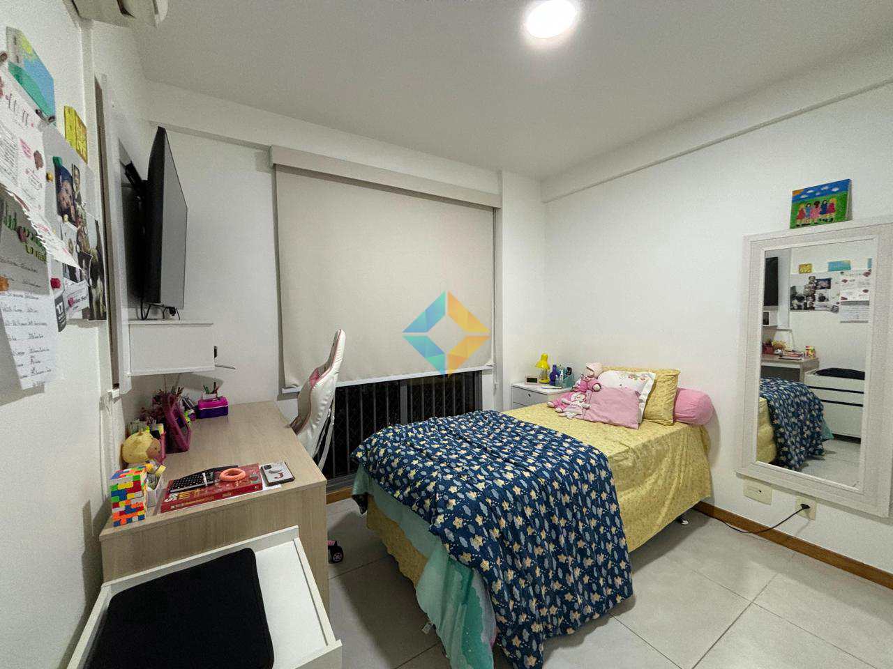 Apartamento à venda com 3 quartos, 97m² - Foto 25