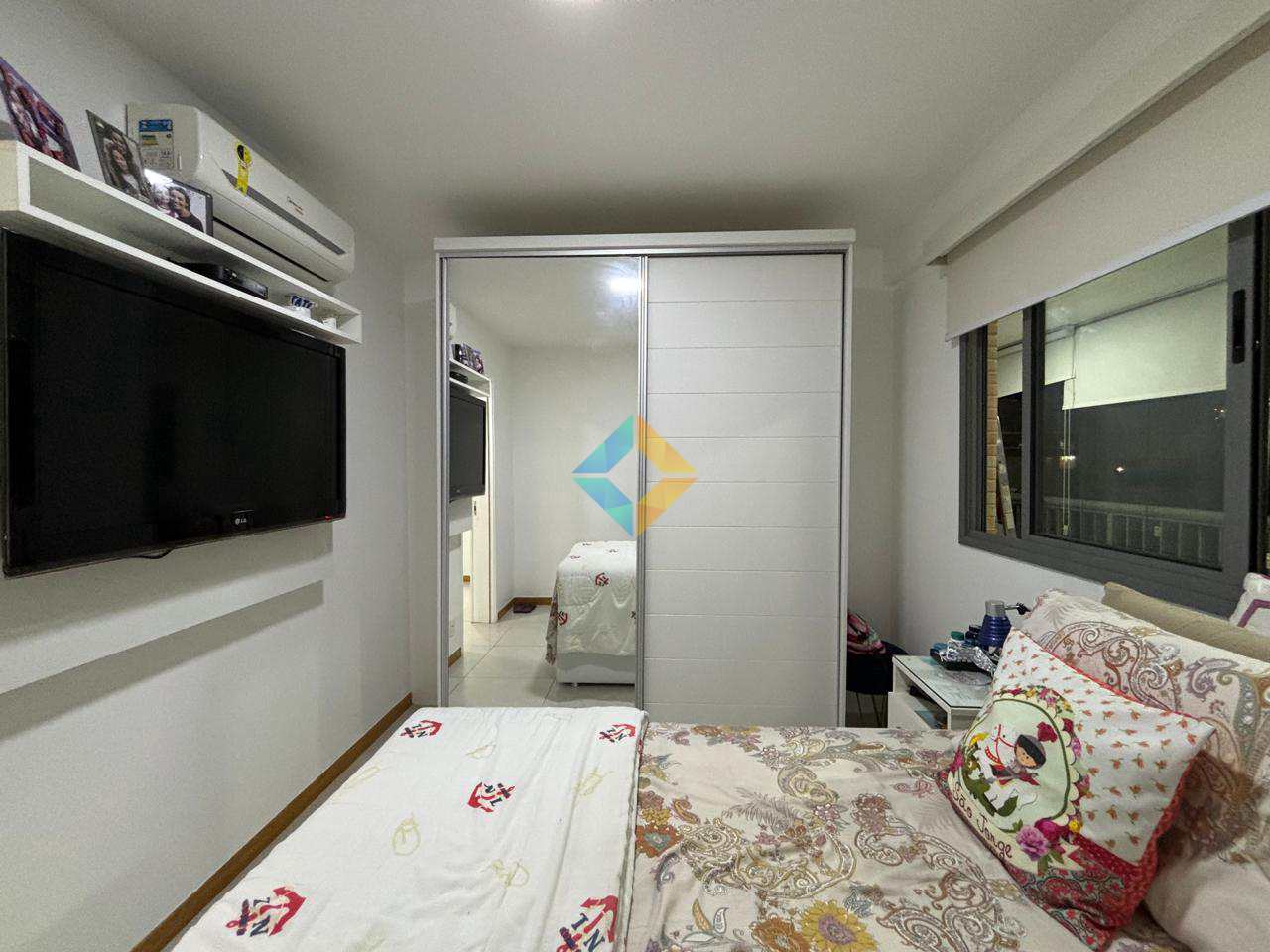 Apartamento à venda com 3 quartos, 97m² - Foto 14