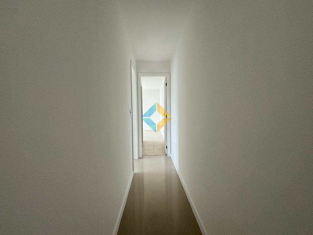 Apartamento à venda com 2 quartos, 90m² - Foto 4