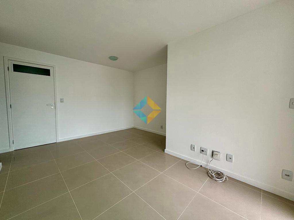 Apartamento à venda com 2 quartos, 90m² - Foto 8