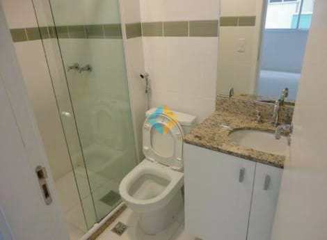 Apartamento à venda com 2 quartos, 68m² - Foto 13