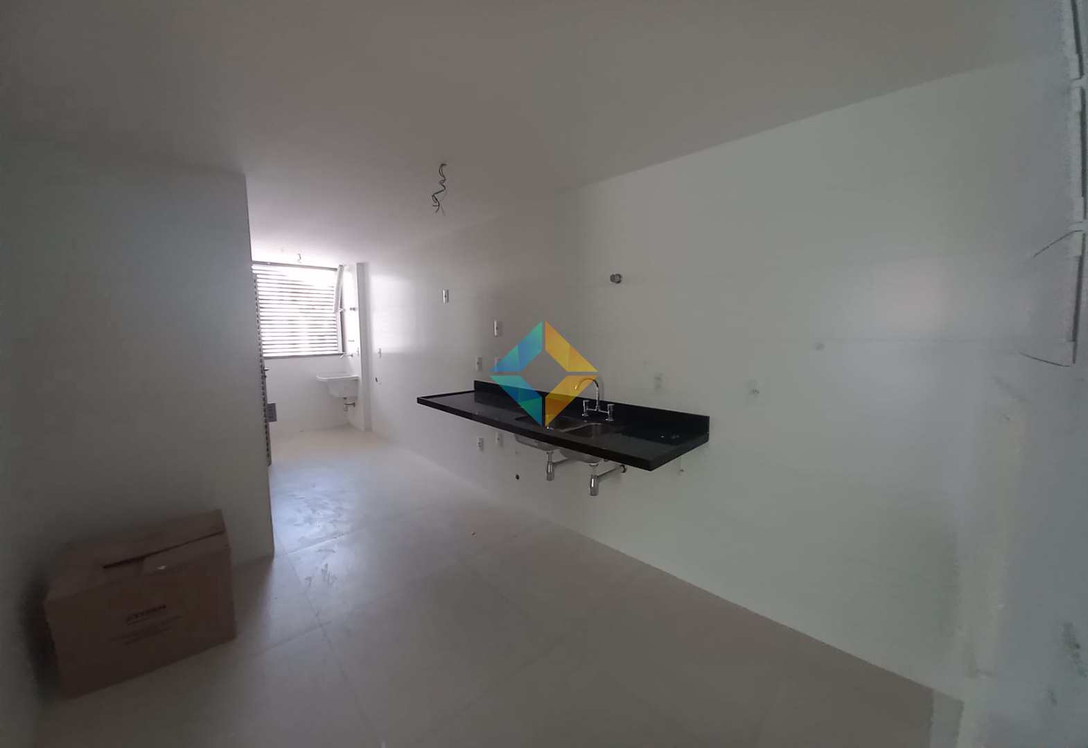 Apartamento à venda com 3 quartos, 107m² - Foto 10