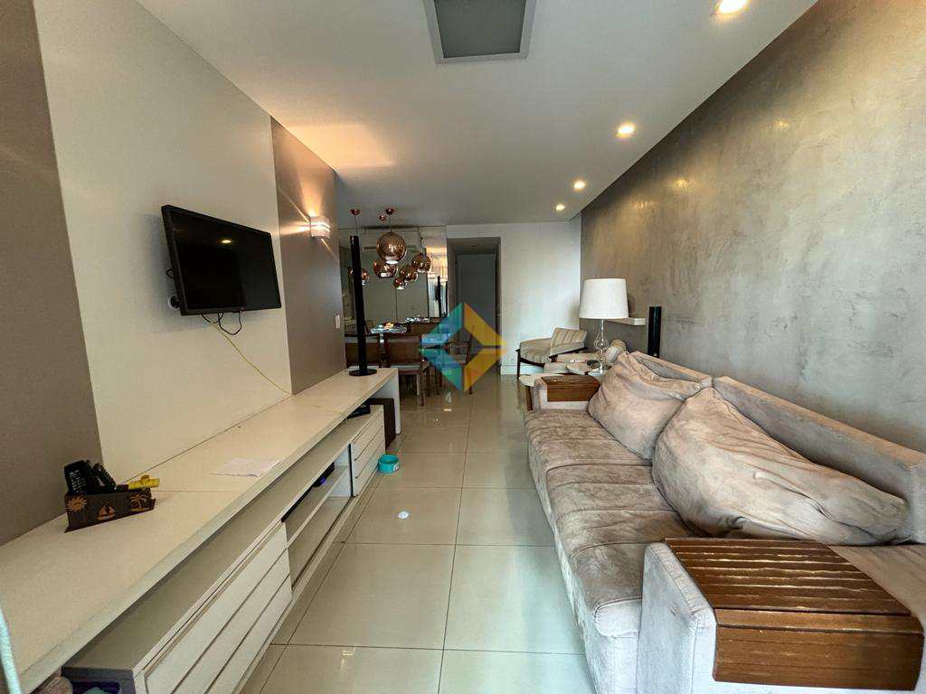 Apartamento à venda com 3 quartos, 188m² - Foto 5