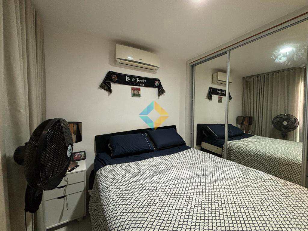 Apartamento à venda com 3 quartos, 188m² - Foto 11