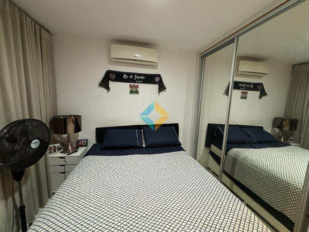 Apartamento à venda com 3 quartos, 188m² - Foto 10