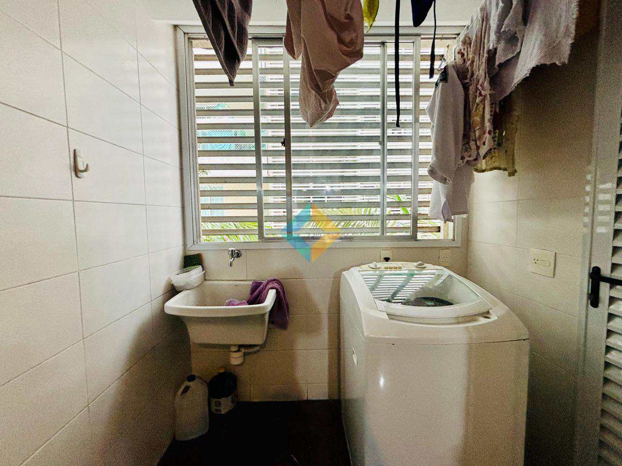 Apartamento à venda com 3 quartos, 130m² - Foto 26