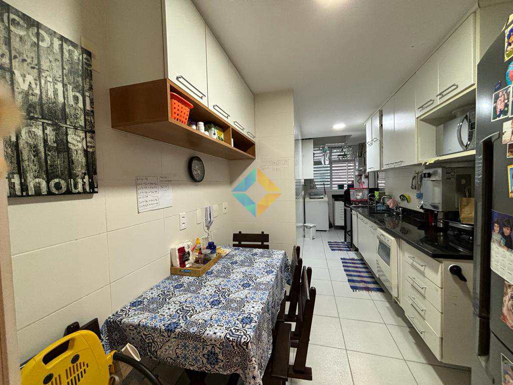 Apartamento à venda com 2 quartos, 89m² - Foto 17