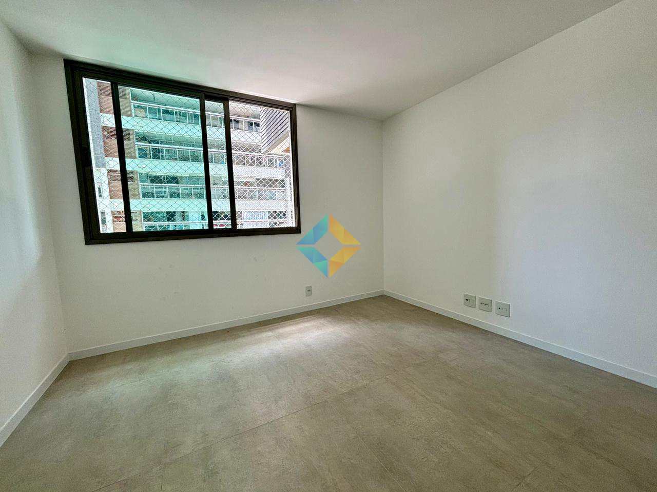 Apartamento à venda com 3 quartos, 93m² - Foto 13