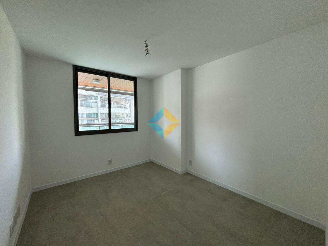 Apartamento à venda com 3 quartos, 93m² - Foto 14