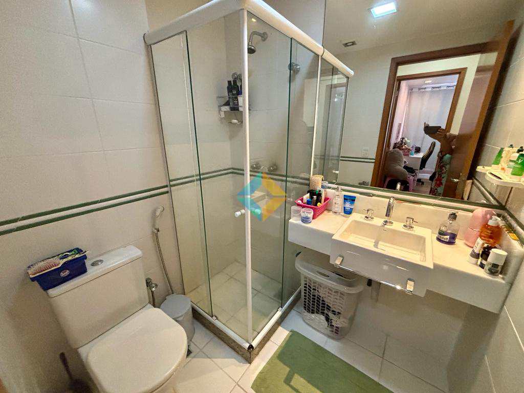 Apartamento à venda com 2 quartos, 79m² - Foto 15