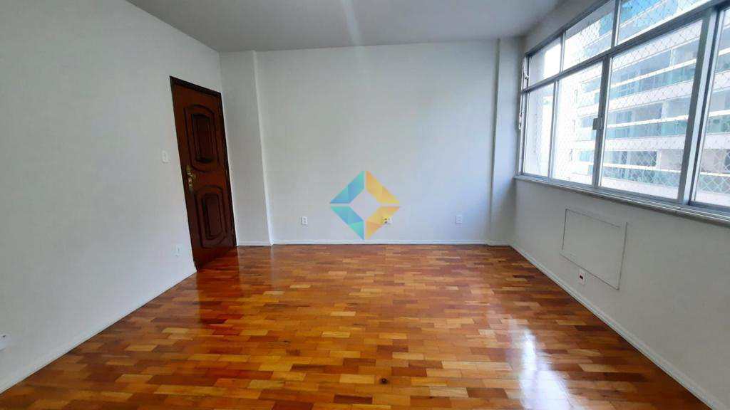 Apartamento à venda com 2 quartos, 80m² - Foto 1