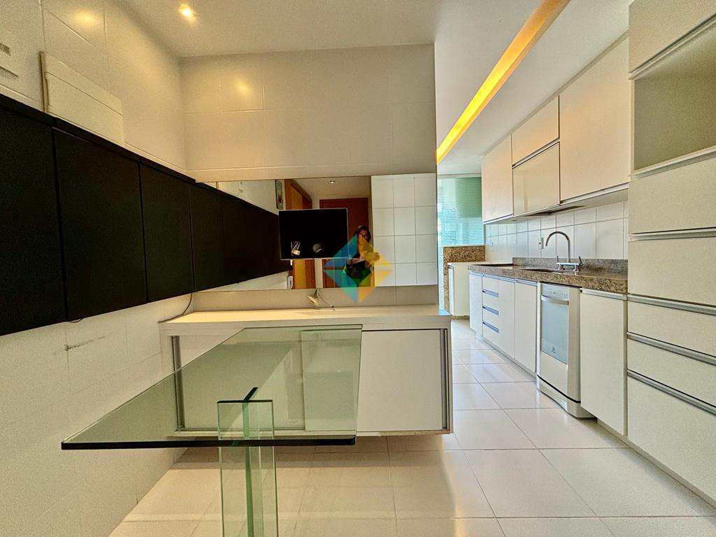 Apartamento à venda com 3 quartos, 130m² - Foto 22