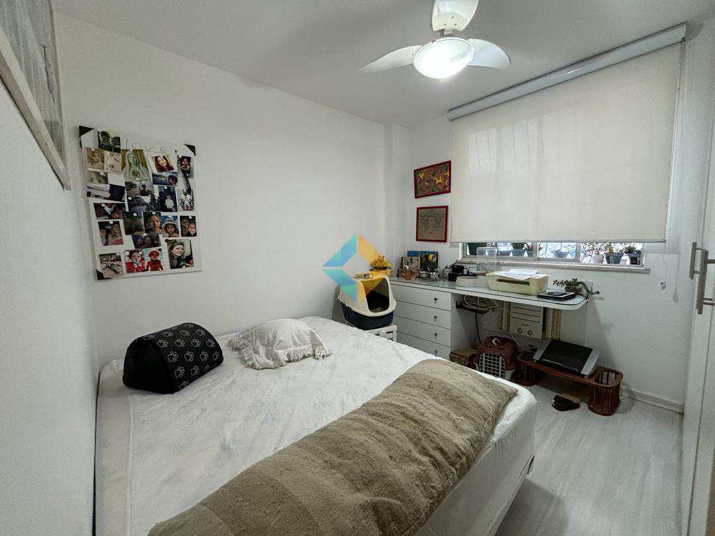 Apartamento à venda com 2 quartos, 76m² - Foto 12