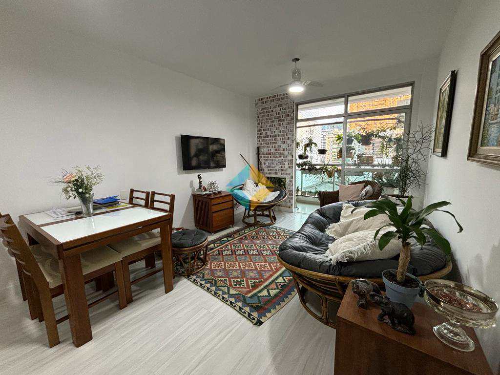 Apartamento à venda com 2 quartos, 76m² - Foto 4