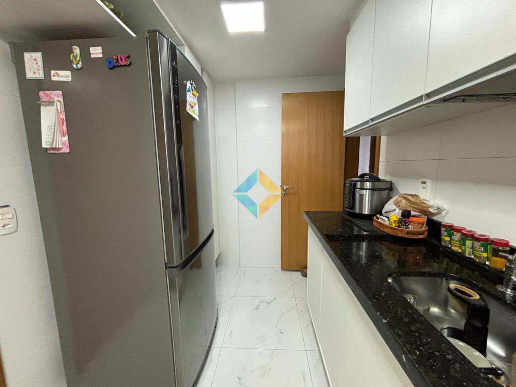 Apartamento à venda com 2 quartos, 76m² - Foto 16