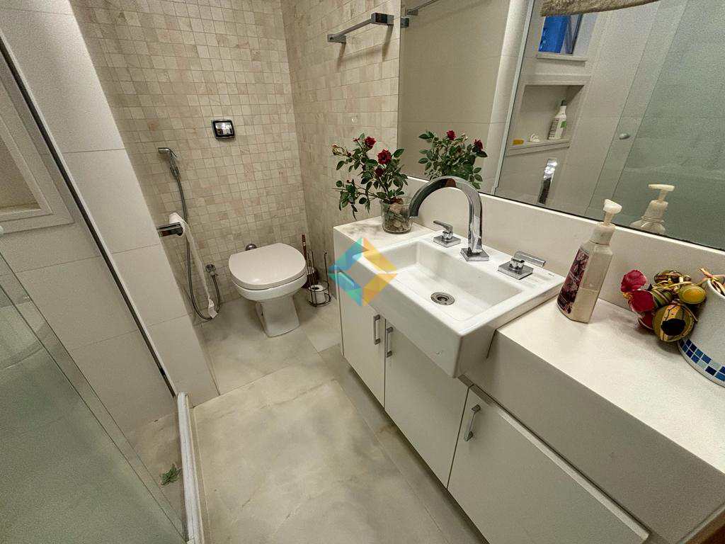 Apartamento à venda com 2 quartos, 76m² - Foto 13