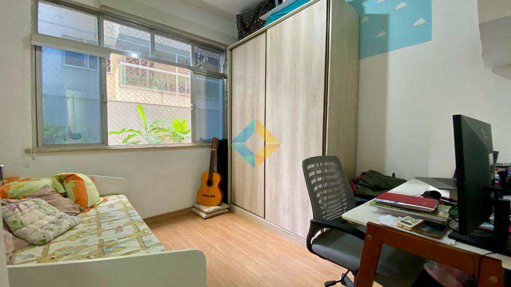 Apartamento à venda com 3 quartos, 135m² - Foto 11