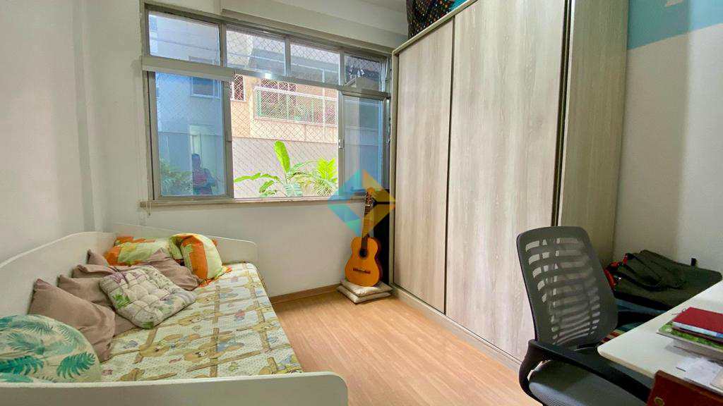 Apartamento à venda com 3 quartos, 135m² - Foto 10