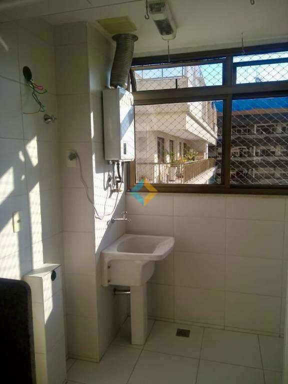 Apartamento para alugar com 2 quartos, 85m² - Foto 18