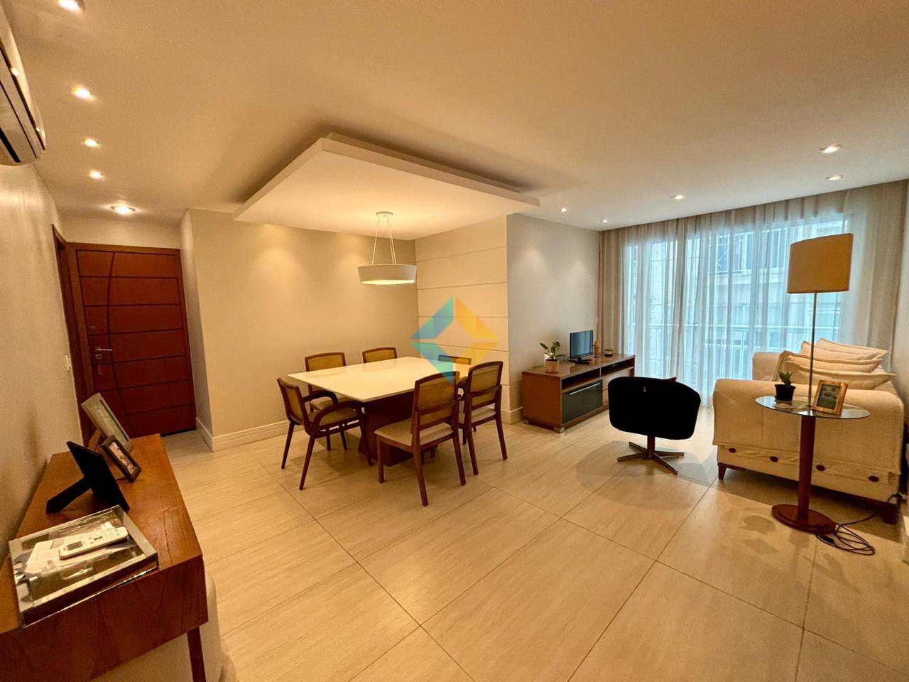 Apartamento à venda com 3 quartos, 120m² - Foto 9