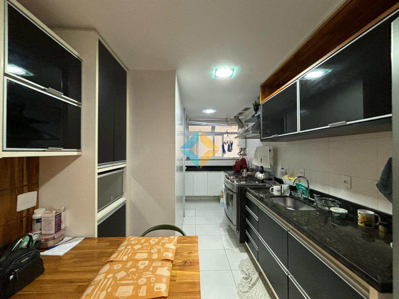 Apartamento à venda com 3 quartos, 120m² - Foto 27