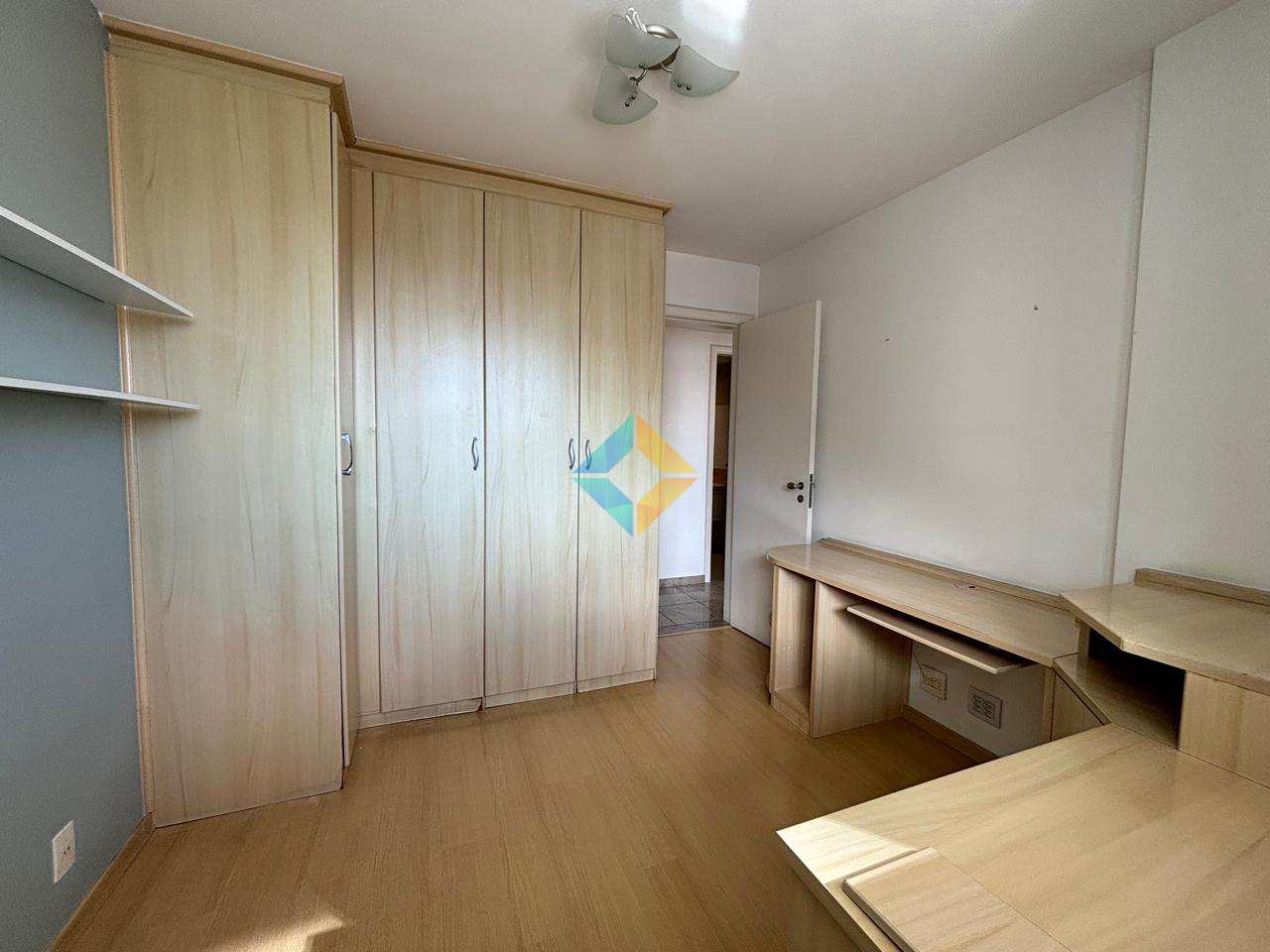 Apartamento à venda com 3 quartos, 106m² - Foto 19