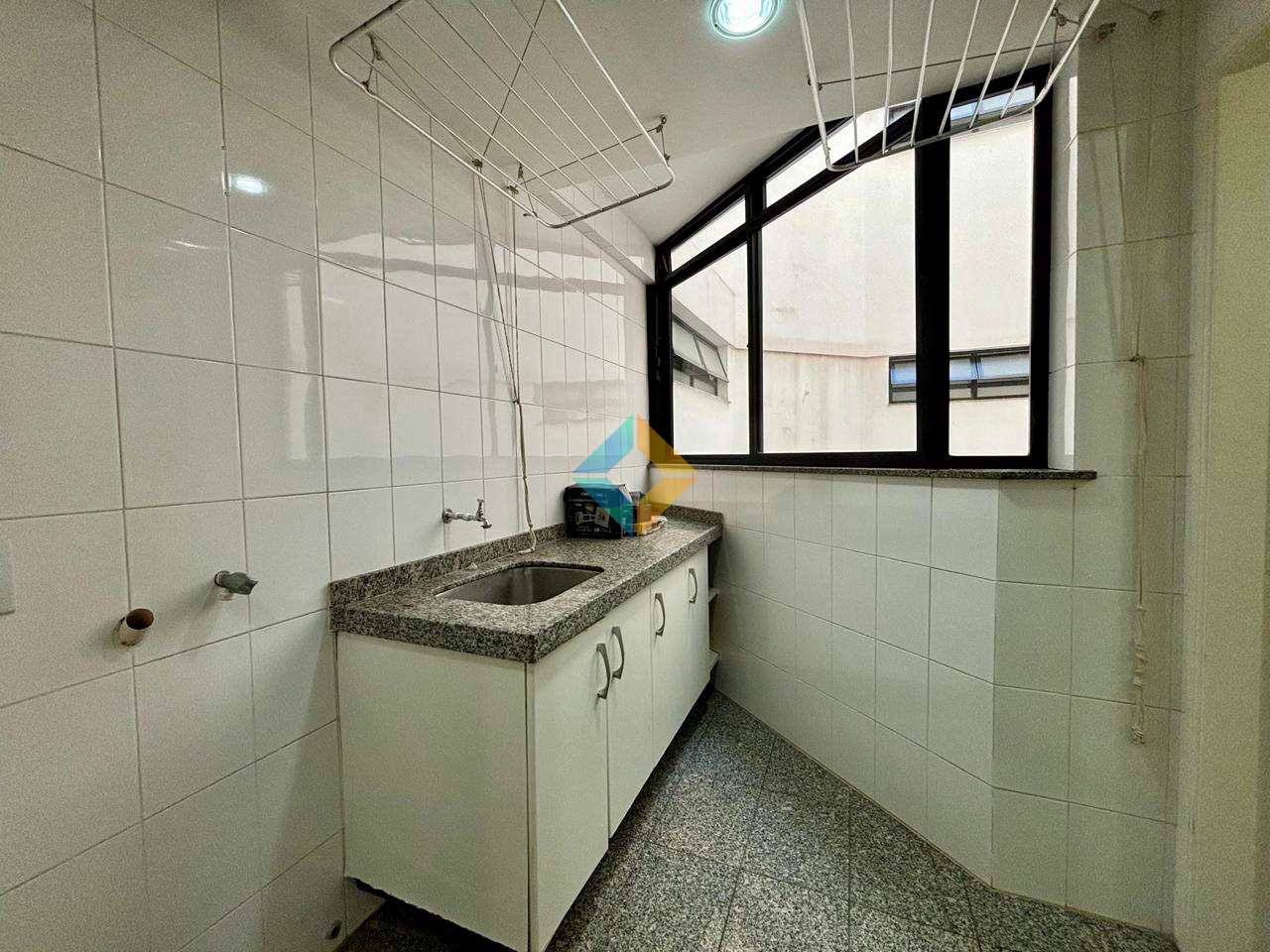 Apartamento à venda com 3 quartos, 106m² - Foto 30