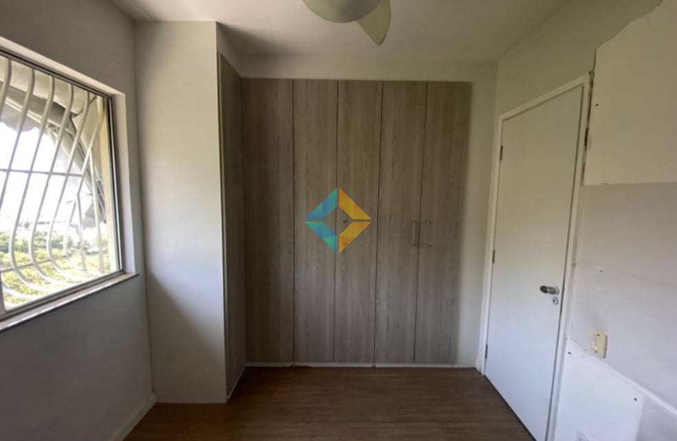 Apartamento à venda com 2 quartos, 65m² - Foto 5