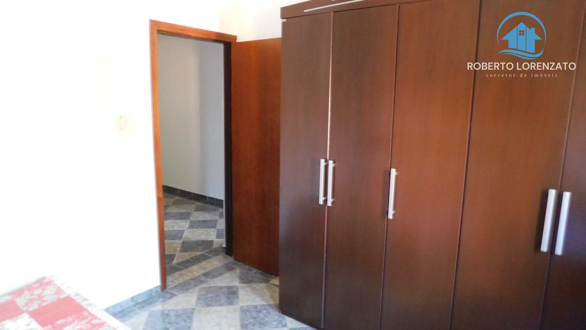 Casa à venda com 5 quartos, 174m² - Foto 26