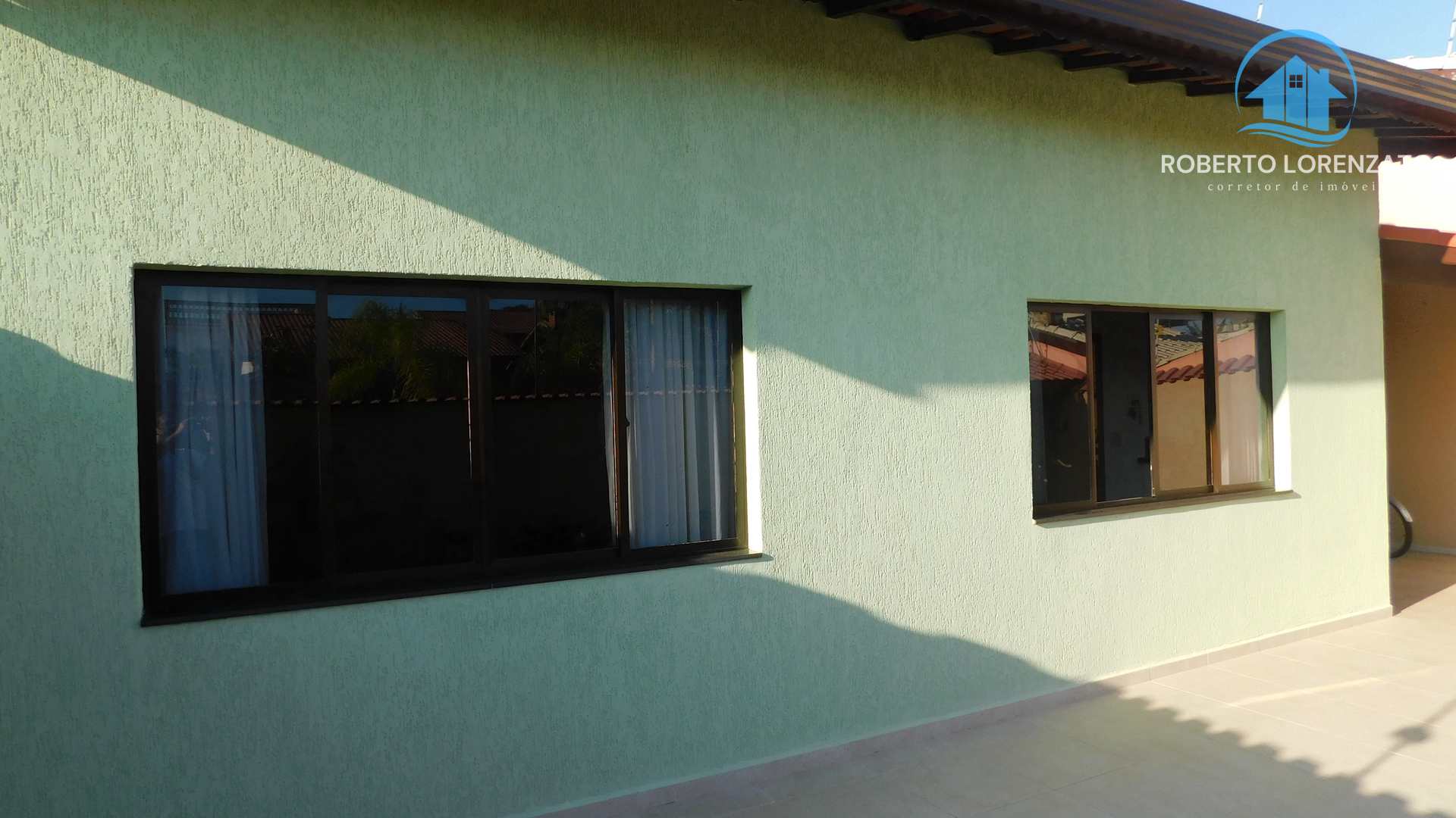 Casa à venda com 5 quartos, 174m² - Foto 3