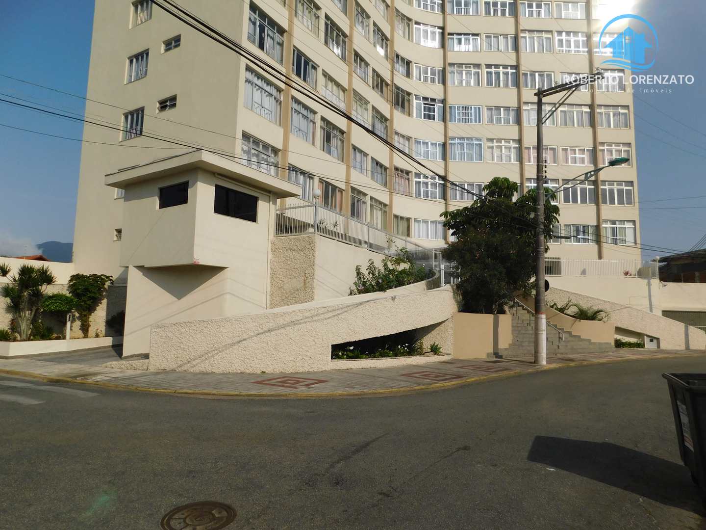 Apartamento à venda com 3 quartos, 165m² - Foto 4